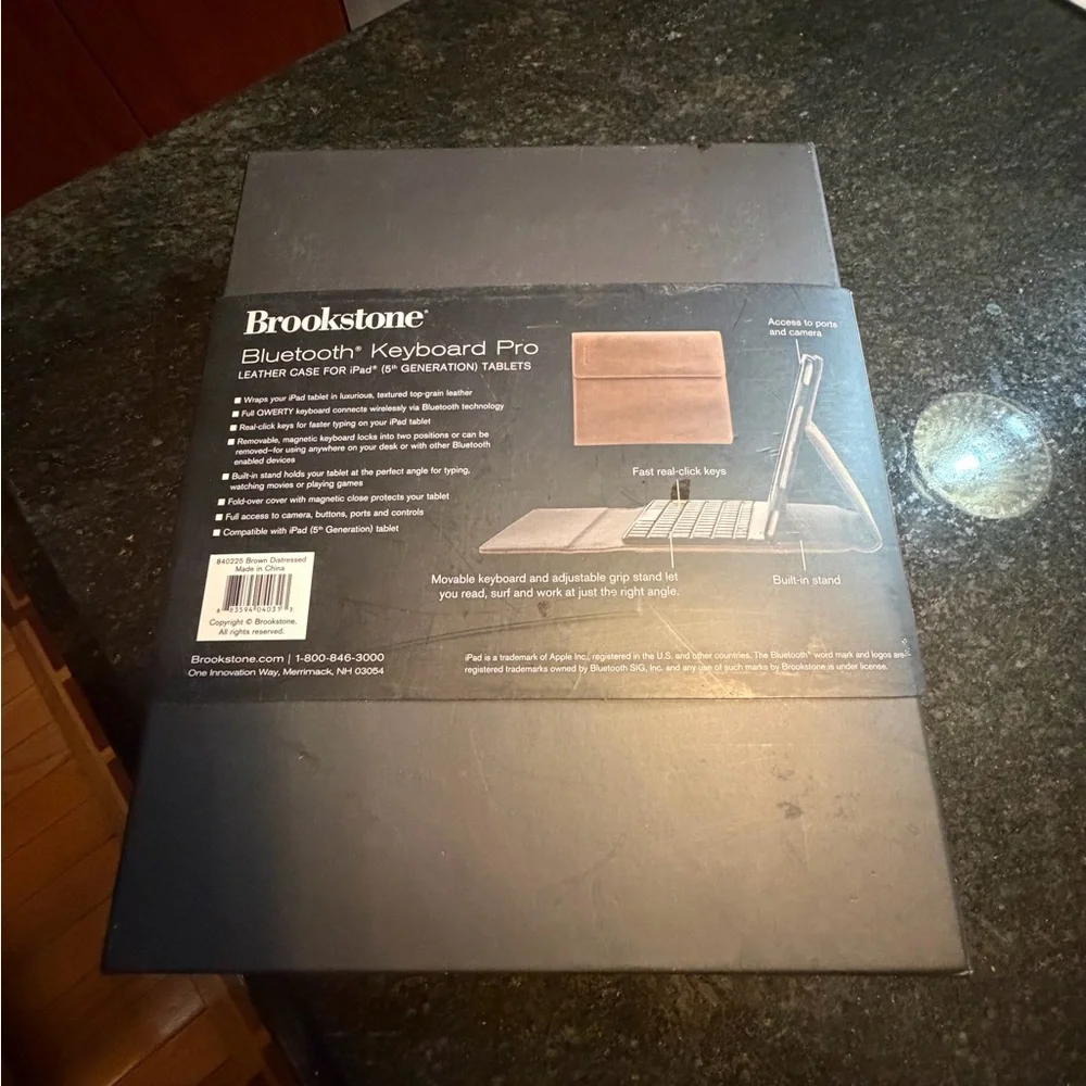 Brookstone Leather Keyboard Pro for iPad - Brown